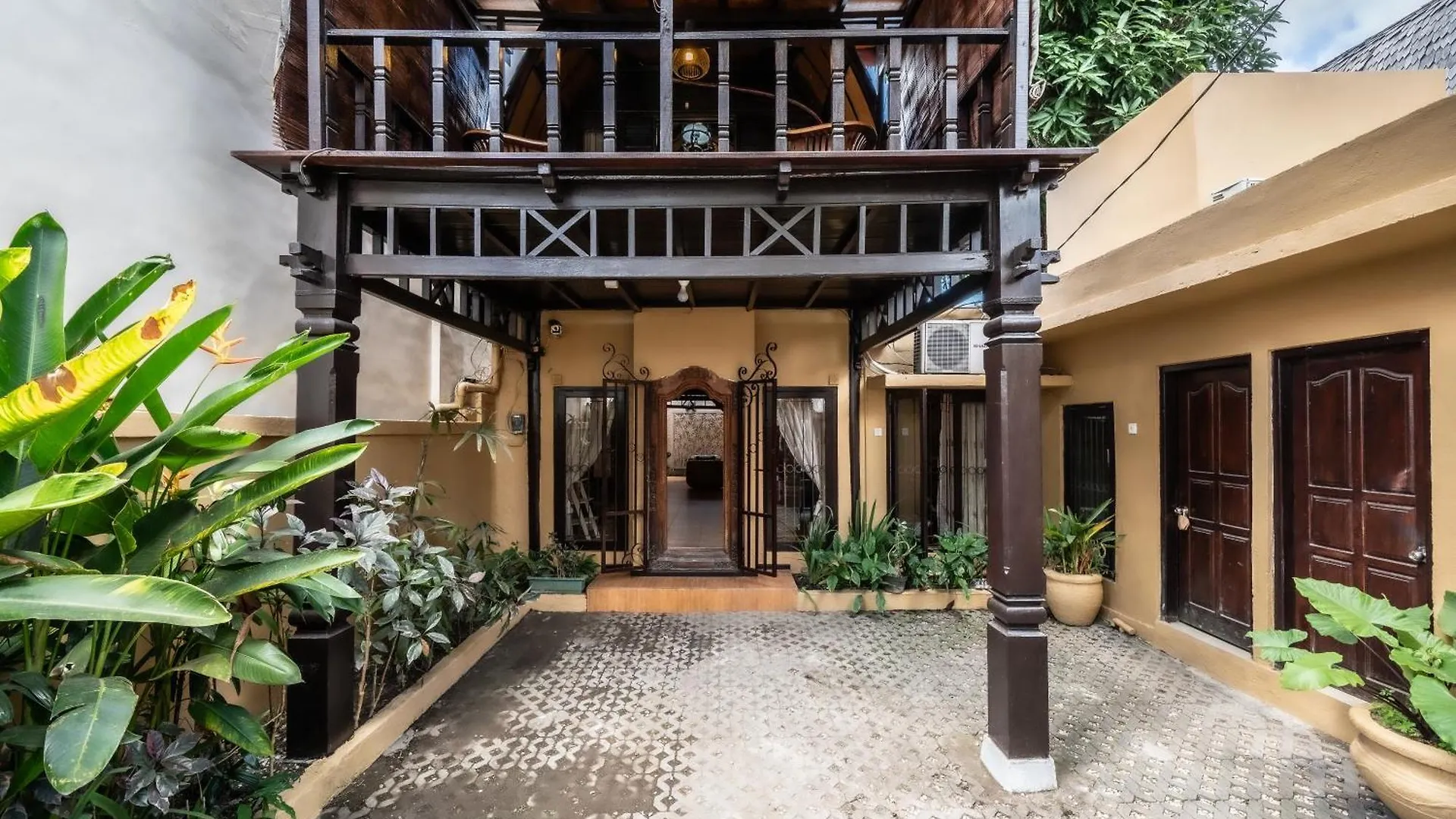 Brand New Villa Mangga 23 Uluwatu Kerobokan  Indonesia